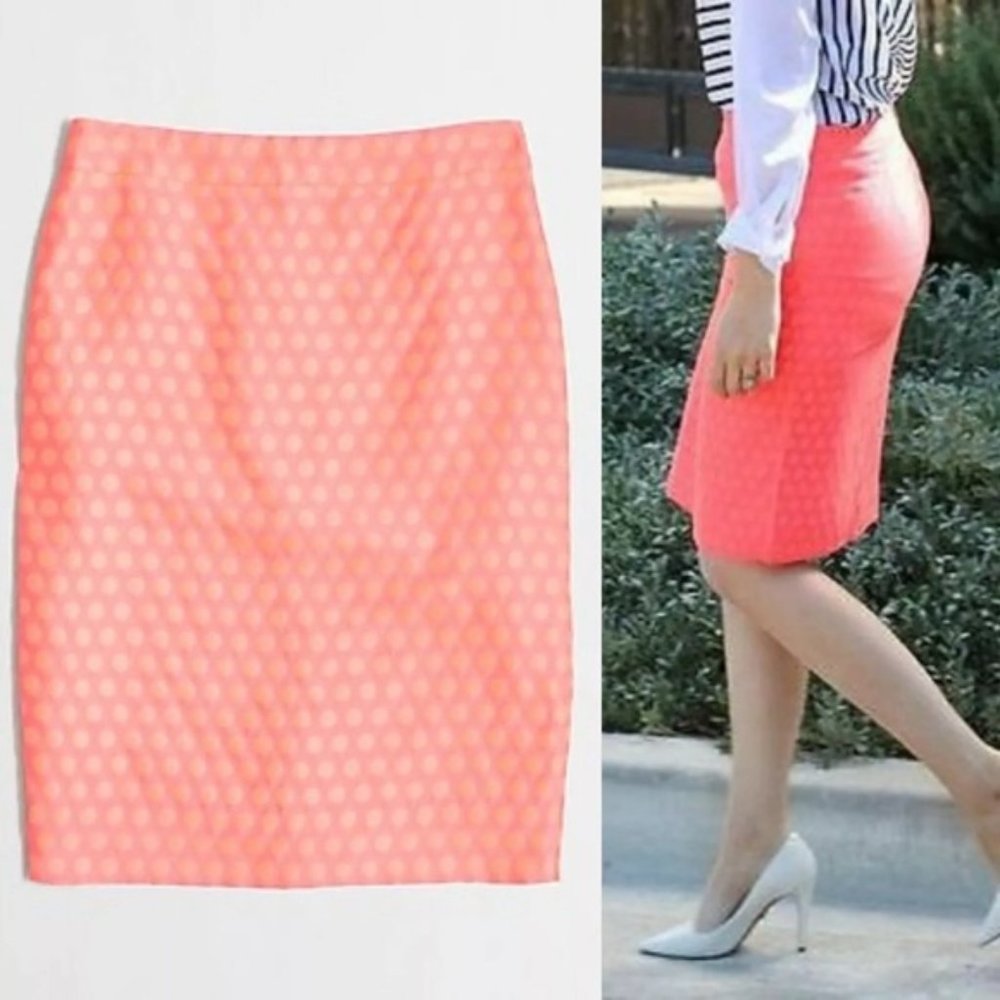J. Crew Pencil Skirt in Polka Dot Bright Pink Size 00
